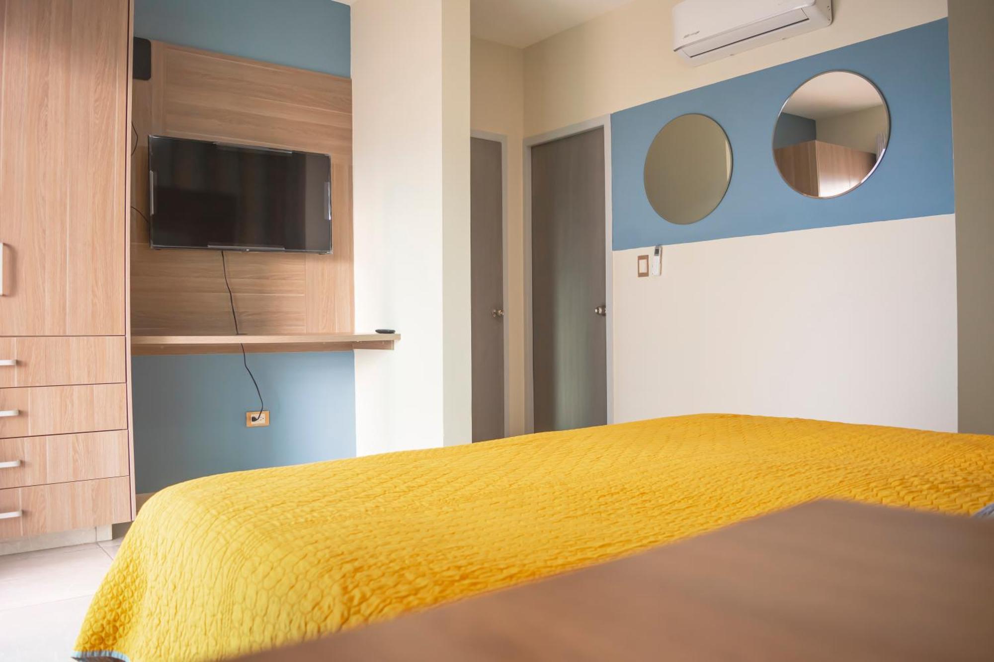 מזטלן Condominio Con Una Bonita Vista Del Puerto Deportivo De G P S Rentas מראה חיצוני תמונה