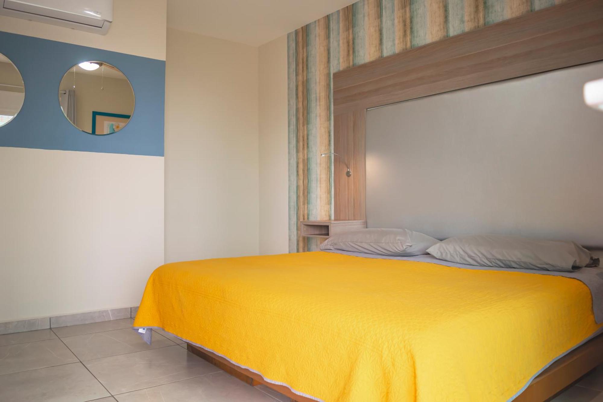 מזטלן Condominio Con Una Bonita Vista Del Puerto Deportivo De G P S Rentas מראה חיצוני תמונה